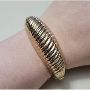 VINTAGE CORO Signed Bracelet Hinged Cuff GOLD TONE RIPPLE 7" WRIST and SMALLER